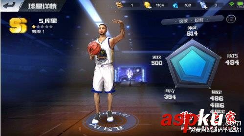 最強NBA庫里怎么玩 讓你三分百步穿楊 最強NBA,庫里