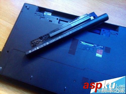 戴爾 inspiron3543筆記本怎么拆機更換內存條? 戴爾,筆記本,內存條
