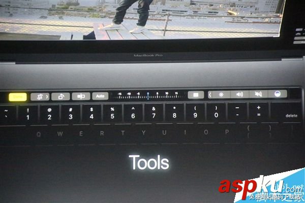 蘋果全新MacBook Pro筆記本亮相:OLED觸摸條大亮! 蘋果,MacBookPro,筆記本