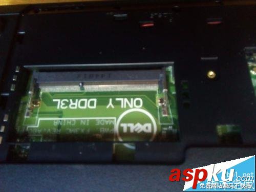 戴爾 inspiron3543筆記本怎么拆機更換內存條? 戴爾,筆記本,內存條