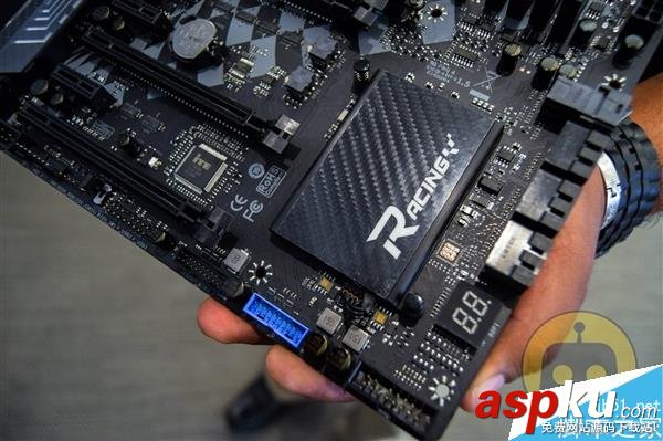 AMD Ryzen+映泰X370主板成功點亮 Ryzen加入液氮細節圖 AMD,Ryzen,映泰X370,主板,液氮