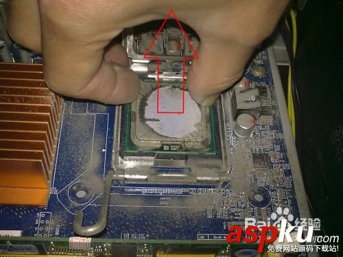 電腦主板怎么拆CPU 主板拆CPU步驟圖文教程 電腦主板,CPU
