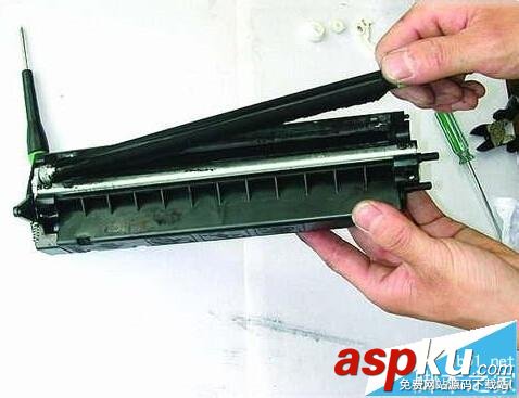 惠普HP 6L激光打印機硒鼓沒粉了怎么灌粉? 激光打印機,硒鼓
