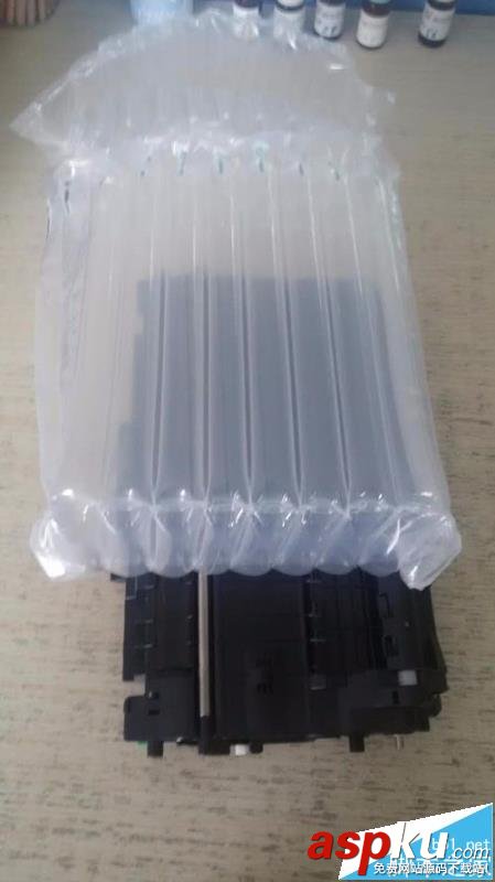 打印機打印不全出現空白黑點該怎么處理? 打印機