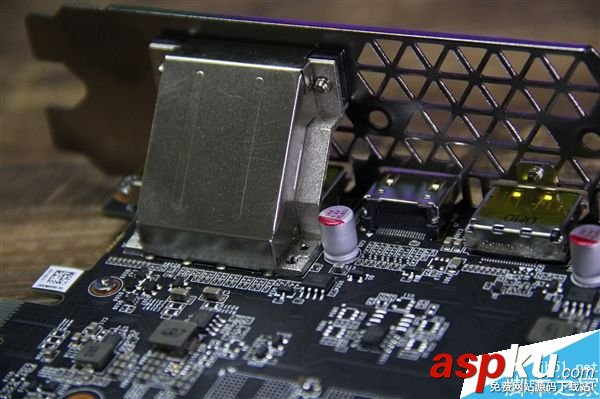 銘瑄高頻版GTX 1060 6GB內外設計圖賞:三風扇+信仰燈 GTX1060,銘瑄高頻