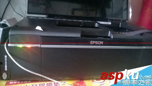 愛(ài)普生R330墨水鍵長(zhǎng)亮黃燈怎么辦? 愛(ài)普生r330墨水燈亮,愛(ài)普生r330亮紅燈,r330墨水燈常亮,愛(ài)普生打