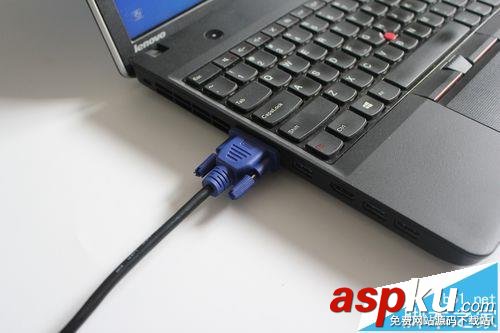 電腦連接投影儀切換畫面是使用哪個快捷鍵? 電腦,投影儀