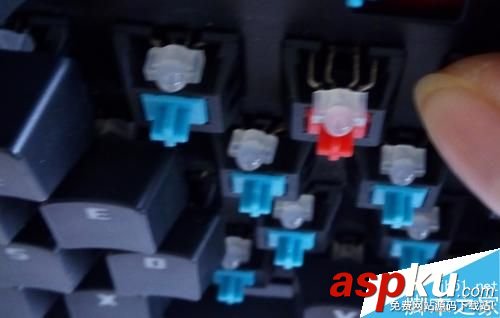 機械鍵盤更換背光LED與機械軸圖文教程 機械鍵盤