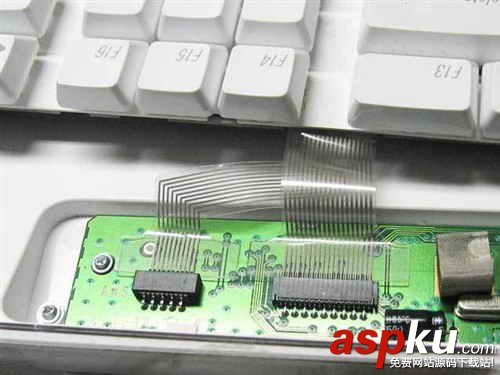 圖解蘋果機鍵盤維修過程 蘋果機,鍵盤維修