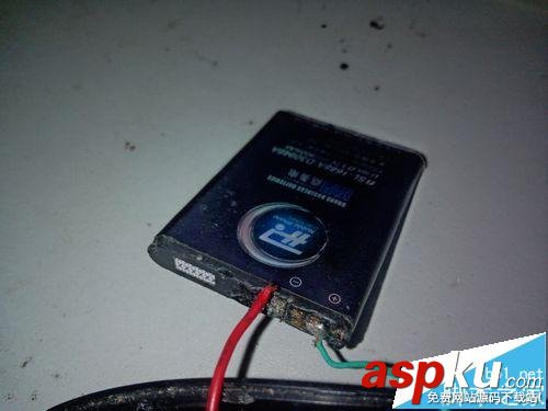 無線鼠標怎么拆卸安裝充電電池? 無線鼠標,充電電池