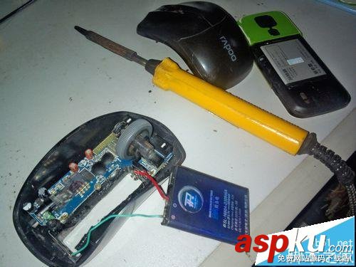 無線鼠標怎么拆卸安裝充電電池? 無線鼠標,充電電池