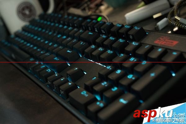 RK發(fā)布全球首款RGB燈效+靜電容 RK RC930 87鍵三色鍵盤評測 RGB燈效,RKRC930評測,三色鍵盤