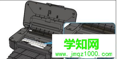 慢慢拉出紙張 慢慢拉出紙張