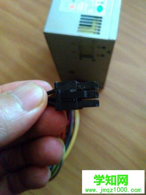 查看臺式電腦電源額定功率的方法 查看臺式電腦電源額定功率的方法