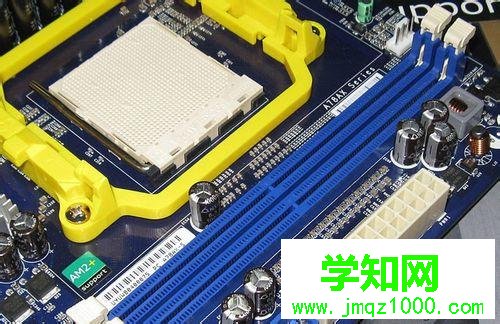 查看主板上面標簽