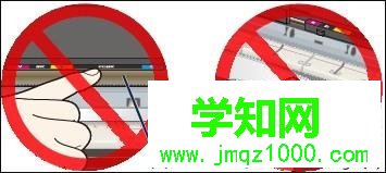 請勿觸摸透明膠片 請勿觸摸透明膠片