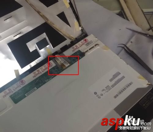 更換筆記本的顯示屏的圖文教程 筆記本更換顯示屏,筆記本顯示屏,筆記本顯示屏貼膜