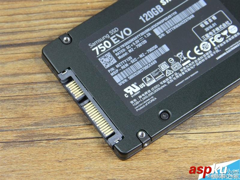 低端市場的SSD性能如何?兩款熱門入門級120GB SSD大比拼 120GB,SSD