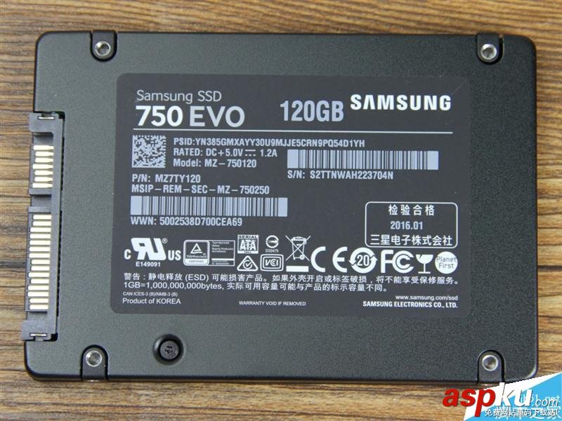 低端市場的SSD性能如何?兩款熱門入門級120GB SSD大比拼 120GB,SSD