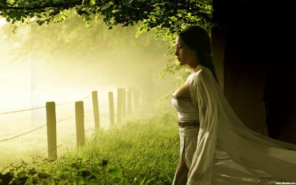 Photoshop根據(jù)圖片場景摳出美女圖片