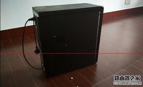 臺式機電腦怎么安裝內存條?