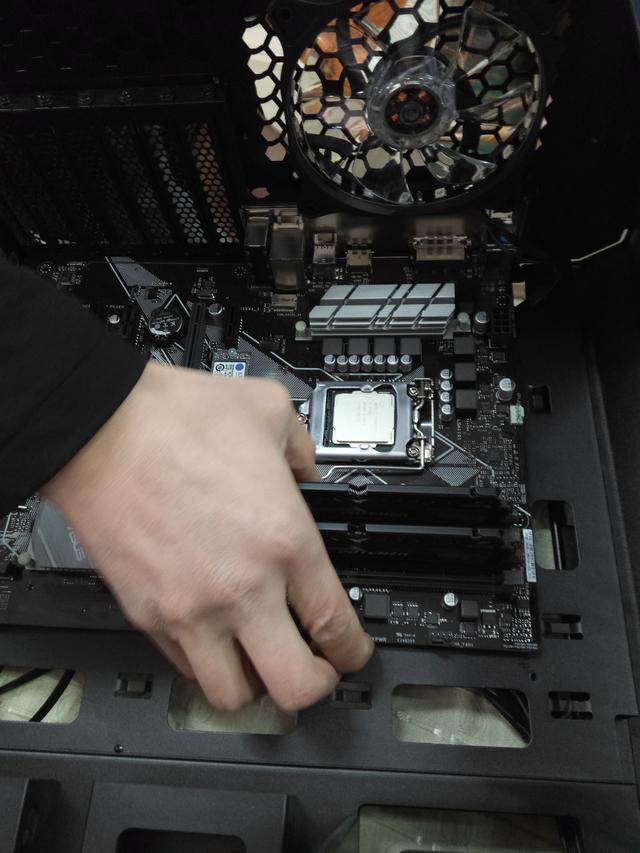 淺談如何組裝電腦