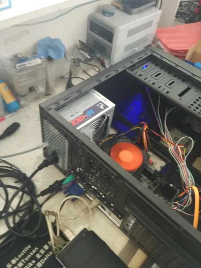 自己怎么組裝電腦?新手組裝電腦的方法