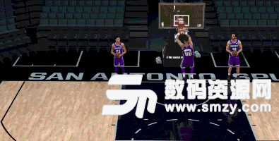 NBA2K18轉(zhuǎn)身后撤步上籃怎么做