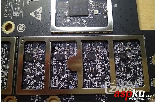 斐訊K3路由器內(nèi)部做工如何?斐訊K3路由器拆解圖評(píng)測(cè) 斐訊K3,斐訊K3路由器,斐訊K3拆解,斐訊K3評(píng)測(cè)