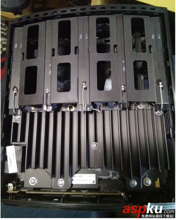 斐訊K3路由器內(nèi)部做工如何?斐訊K3路由器拆解圖評(píng)測(cè) 斐訊K3,斐訊K3路由器,斐訊K3拆解,斐訊K3評(píng)測(cè)