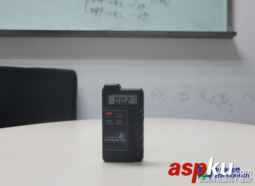 手機與路由器哪個輻射大?無線路由器輻射到底多大? 手機,路由器,輻射