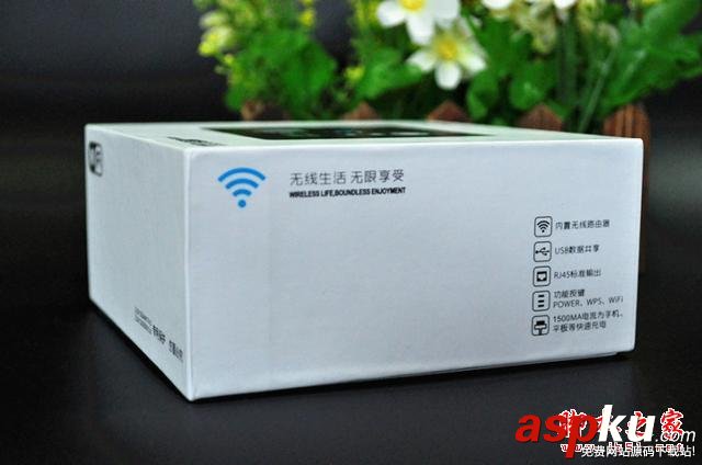 裝上墻壁的無線路由器 墻壁式無線路由 LS86-330 體驗 無線路由器,LS86-330