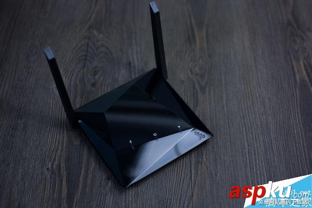 愛國者聚路由全面評(píng)測 設(shè)置簡單功能全面 適合女性和小白用戶 愛國者,聚路由