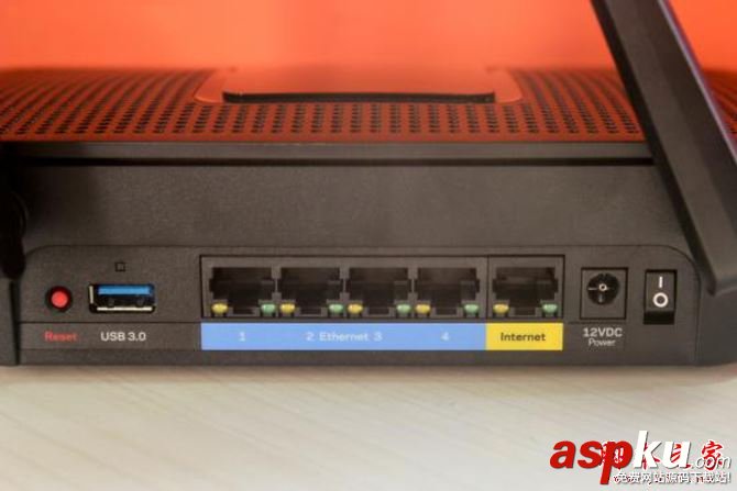 NETGEAR R8000與Linksys EA8300哪個好?網件R8000/Linksys EA8300對比評測 NETGEAR,網件R8000,Linksys,EA8300,網件R8000評測