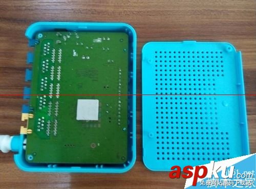 lb-link必聯路由器怎么拆機？