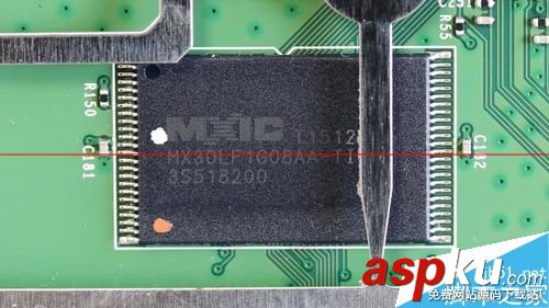 網(wǎng)件R6400路由器怎么樣？R6400拆解與內(nèi)部結(jié)構(gòu)評測