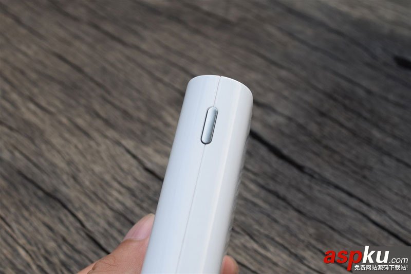 小米隨身路由開箱、體驗以及網速測試使用心得