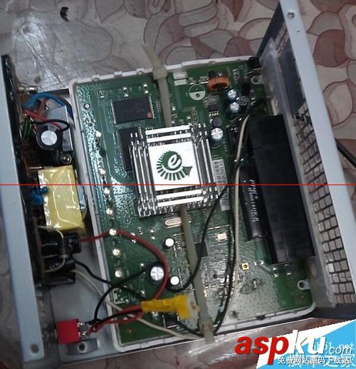 夏天無線路由器總是掉線該怎么辦？讓無線路由器不在掉線的技巧