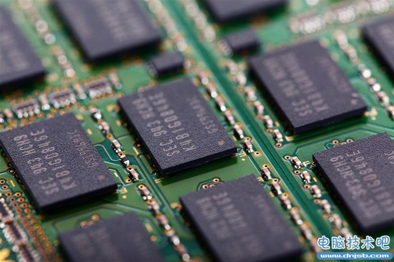 DDR4對比DDR3實測:完美的繼任者