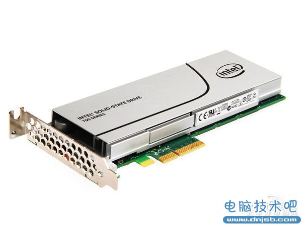 Intel 性能怪獸! Intel 750系列PCI-E SSD首測
