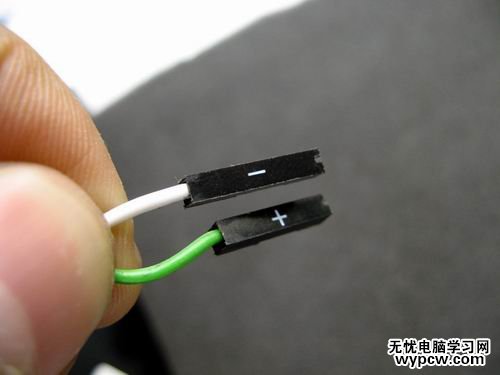 主辦電源指示燈跳線