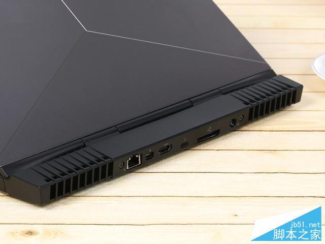 用過OLED回不去了 Alienware 13 R3評測 