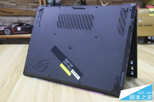 顏值超高性能強勁 ROG槍神2筆記本評測