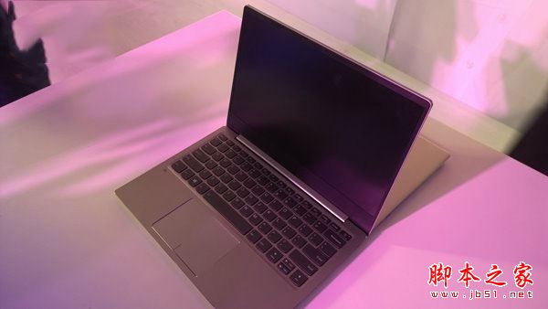 聯想小新潮7000/銳7000/潮5000/Air系列筆記本新機現場實拍:輕薄時尚有顏有料