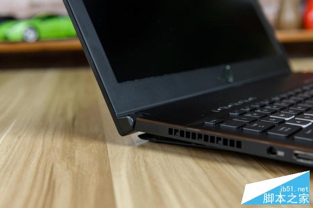 8代6核酷睿冰刃首發 華碩GM501GS游戲本首測 