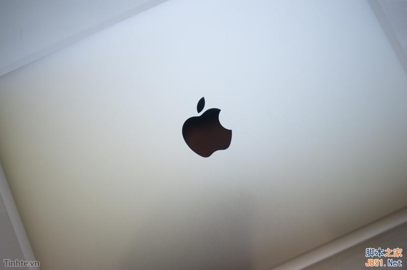 史上最薄Macbook開(kāi)箱：精致到?jīng)]話說(shuō)