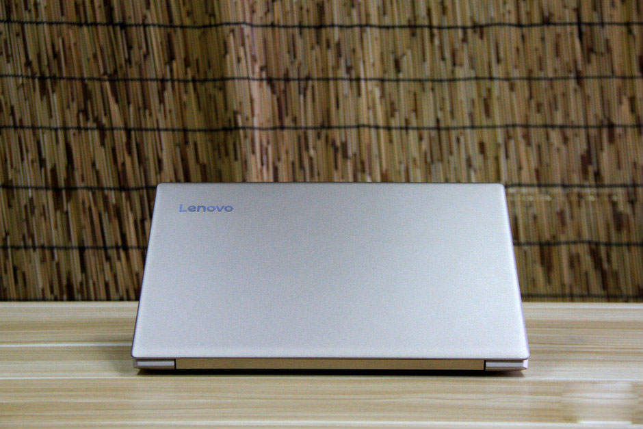 輕薄!有型!窄邊框!聯(lián)想小新潮7000-13圖賞