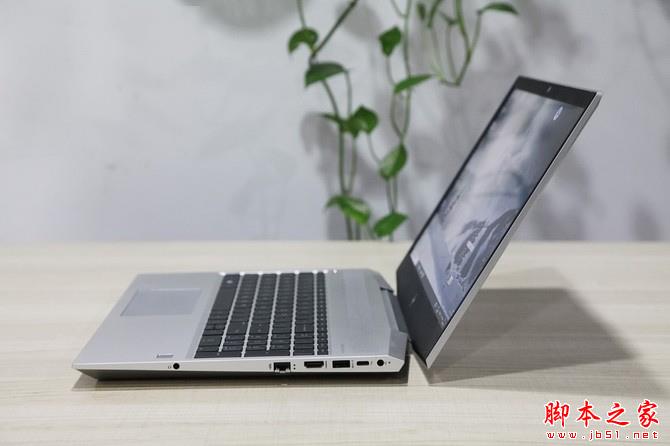 八代酷睿+專業顯卡 惠普戰99商務本評測