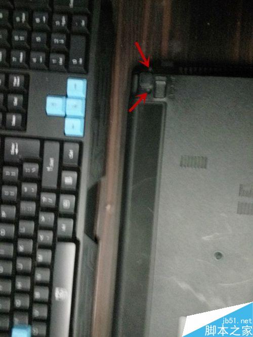 華碩KB4HR筆記本電腦拆卸、清灰