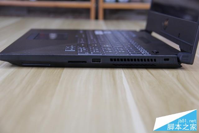 顏值超高性能強勁 ROG槍神2筆記本評測